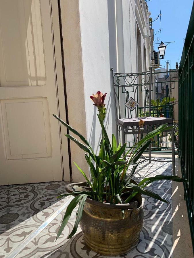 Fiori Catene Tra Le Torri コンヴェルサーノ エクステリア 写真